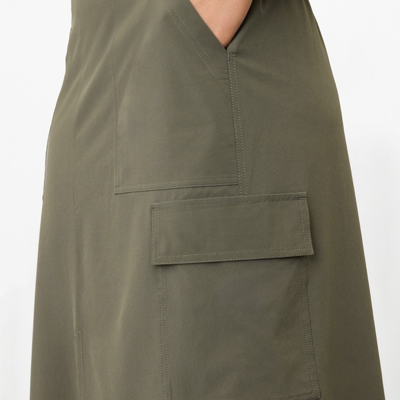 #51 NWT Athleta Brooklyn Heights Cargo Skirt - Picture 3 of 4